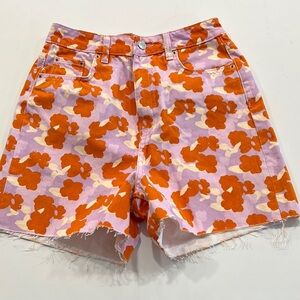 Zara - the 90s short, floral/retro orange and purple shorts